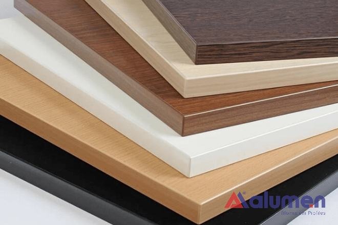 Hướng dẫn vệ sinh tấm aluminium vân gỗ
