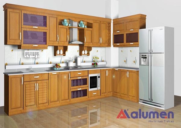 Không gian bếp với tủ bếp nhôm giả gỗ