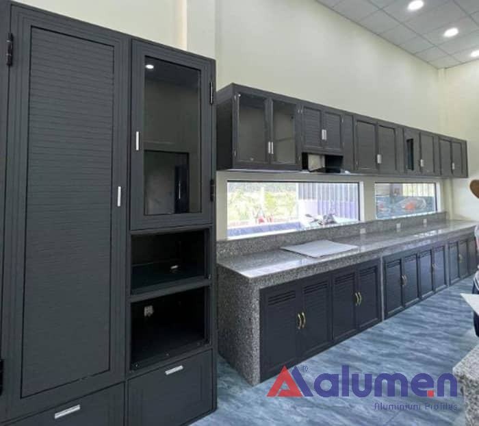 Tủ bếp nhôm Xingfa chống nước hiệu quả